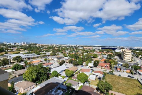 Copropriété à vendre à Miami, Floride: 2 chambres, 100.71 m2 № 1968207 - photo 25
