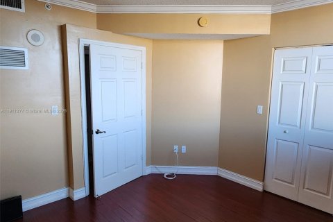 Copropriété à vendre à Miami, Floride: 2 chambres, 100.71 m2 № 1968207 - photo 7