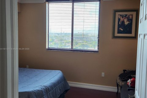 Copropriété à vendre à Miami, Floride: 2 chambres, 100.71 m2 № 1968207 - photo 2