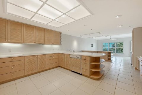 Copropriété à vendre à Longboat Key, Floride: 3 chambres, 286.42 m2 № 2408391 - photo 25