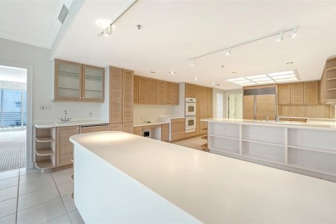 Copropriété à vendre à Longboat Key, Floride: 3 chambres, 286.42 m2 № 2408391 - photo 22