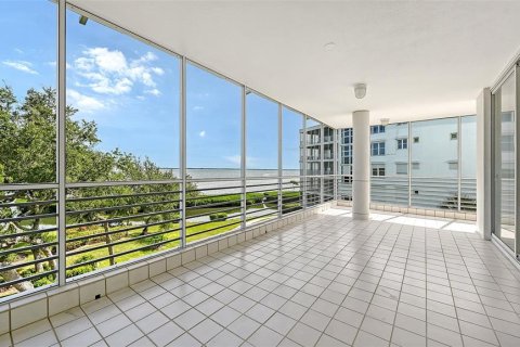 Copropriété à vendre à Longboat Key, Floride: 3 chambres, 286.42 m2 № 2408391 - photo 11