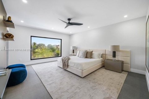 Casa en venta en Pompano Beach, Florida, 5 dormitorios № 2005678 - foto 12