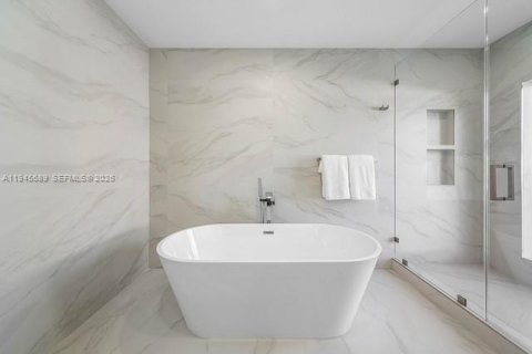 Casa en venta en Pompano Beach, Florida, 5 dormitorios № 2005678 - foto 18