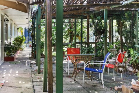 Casa en alquiler en Hollywood, Florida, 1 dormitorio, 232.07 m2 № 2027122 - foto 11