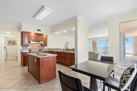 Copropriété à vendre à Hutchinson Island South, Floride: 3 chambres, 263.19 m2 № 2217527 - photo 8