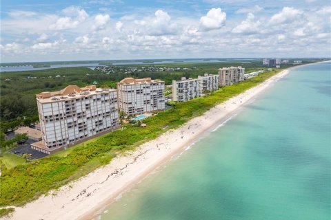 Copropriété à vendre à Hutchinson Island South, Floride: 3 chambres, 263.19 m2 № 2217527 - photo 2