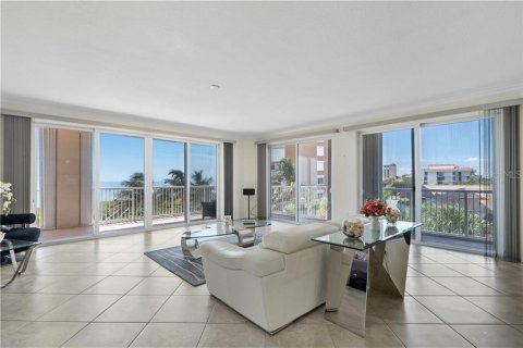 Condo à Hutchinson Island South, Floride, 3 chambres  № 2217527