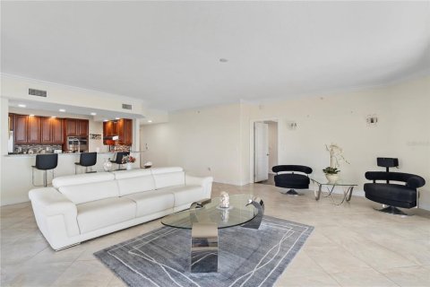 Copropriété à vendre à Hutchinson Island South, Floride: 3 chambres, 263.19 m2 № 2217527 - photo 4
