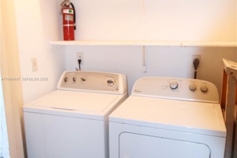 Снять в аренду кондоминиум в Майами, Флорида 1 спальня, 60.48м2, № 2005180 - фото 10