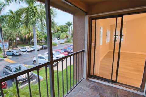 Снять в аренду кондоминиум в Майами, Флорида 1 спальня, 60.48м2, № 2005180 - фото 8