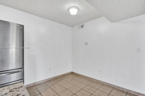 Condominio en alquiler en Pembroke Pines, Florida, 2 dormitorios, 94.39 m2 № 2026445 - foto 17