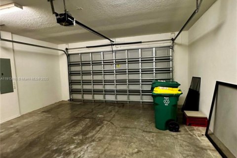 Снять в аренду виллу или дом в Аве Мария, Флорида 3 спальни, 186.45м2, № 1988039 - фото 21