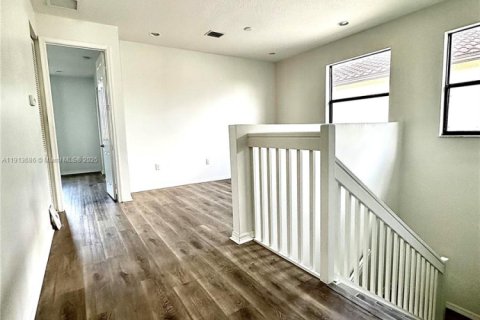 Снять в аренду виллу или дом в Аве Мария, Флорида 3 спальни, 186.45м2, № 1988039 - фото 19