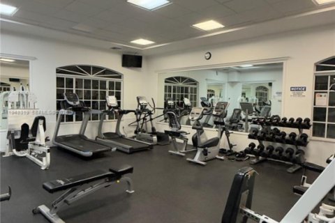 Apartamento en alquiler en Doral, Florida, 2 dormitorios, 90.02 m2 № 2004350 - foto 12