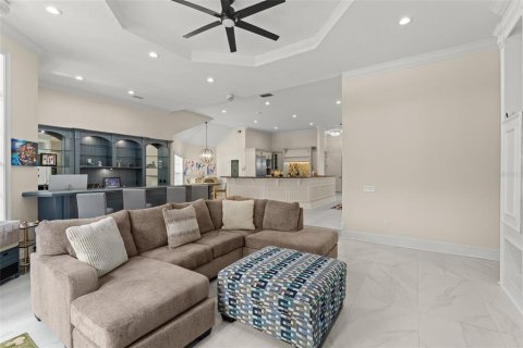 House in Windermere, Florida 5 bedrooms, 498.51 sq.m. № 2094930 - photo 23