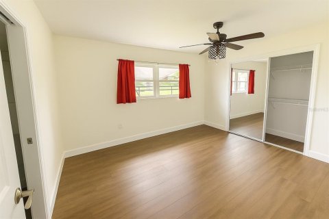House in Eustis, Florida 3 bedrooms, 108.97 sq.m. № 1899945 - photo 17