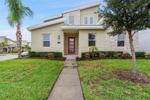 Casa en venta en Davenport, Florida, 7 dormitorios, 373.37 m2 № 1831584 - foto 1