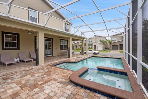 Casa en venta en Davenport, Florida, 7 dormitorios, 373.37 m2 № 1831584 - foto 2