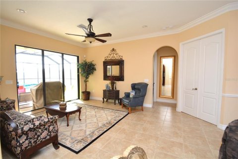 Villa ou maison à vendre à Port Charlotte, Floride: 4 chambres, 241.36 m2 № 1529382 - photo 3
