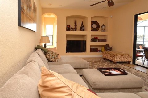 Villa ou maison à vendre à Port Charlotte, Floride: 4 chambres, 241.36 m2 № 1529382 - photo 10