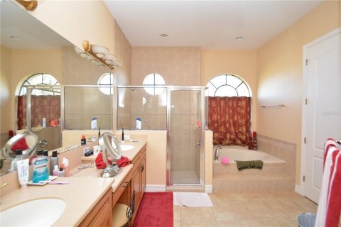 Villa ou maison à vendre à Port Charlotte, Floride: 4 chambres, 241.36 m2 № 1529382 - photo 16