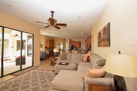 Villa ou maison à vendre à Port Charlotte, Floride: 4 chambres, 241.36 m2 № 1529382 - photo 5