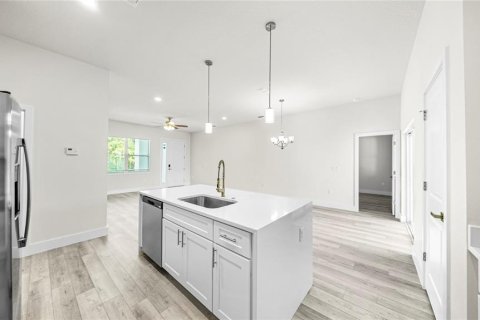 Villa ou maison à vendre à Port Charlotte, Floride: 4 chambres, 157.47 m2 № 2310441 - photo 14
