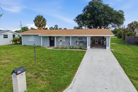 House in Venice, Florida 3 bedrooms, 164.53 sq.m. № 2277166