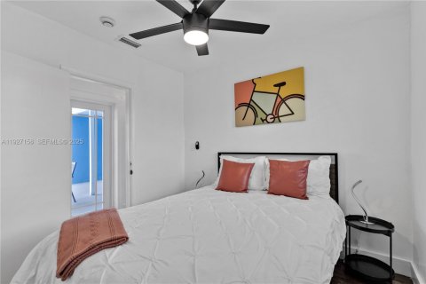 Снять в аренду виллу или дом в Холливуд, Флорида 4 спальни, 93.65м2, № 1987011 - фото 9