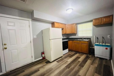Apartamento en alquiler en Haines City, Florida, 2 dormitorios, 70.61 m2 № 1910061 - foto 3