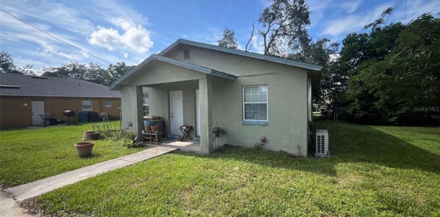 Apartamento en Haines City, Florida 2 dormitorios, 70.61 m2 № 1910061