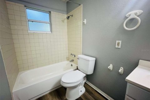 Apartamento en alquiler en Haines City, Florida, 2 dormitorios, 70.61 m2 № 1910061 - foto 8