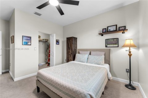 Casa en venta en Homestead, Florida, 5 dormitorios, 276.29 m2 № 2426673 - foto 20