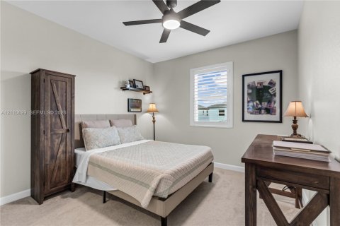 Casa en venta en Homestead, Florida, 5 dormitorios, 276.29 m2 № 2426673 - foto 18