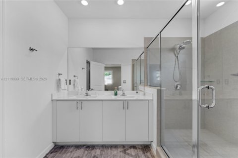 Casa en venta en Homestead, Florida, 5 dormitorios, 276.29 m2 № 2426673 - foto 27