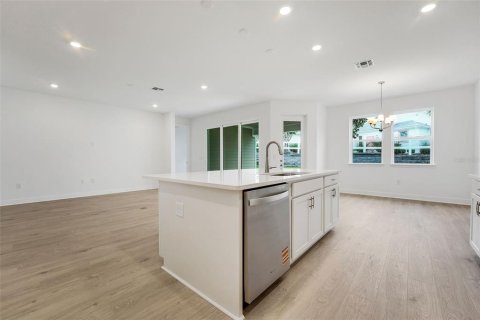Casa en venta en Lady Lake, Florida, 3 dormitorios, 176.33 m2 № 1827845 - foto 10