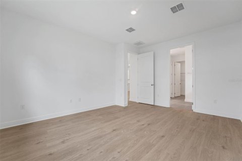 Casa en venta en Lady Lake, Florida, 3 dormitorios, 176.33 m2 № 1827845 - foto 19