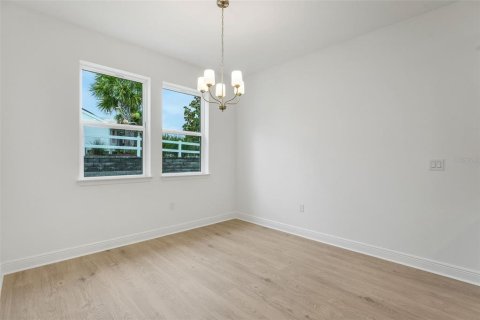 Casa en venta en Lady Lake, Florida, 3 dormitorios, 176.33 m2 № 1827845 - foto 15