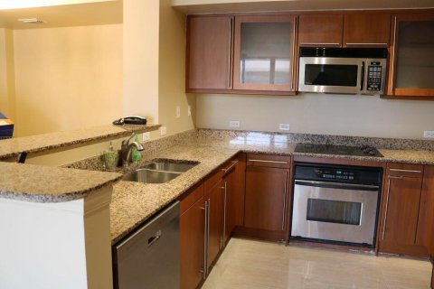Condominio en alquiler en Hallandale Beach, Florida, 2 dormitorios, 106.84 m2 № 2245814 - foto 4