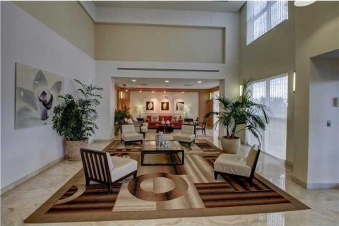 Condominio en alquiler en Hallandale Beach, Florida, 2 dormitorios, 106.84 m2 № 2245814 - foto 13