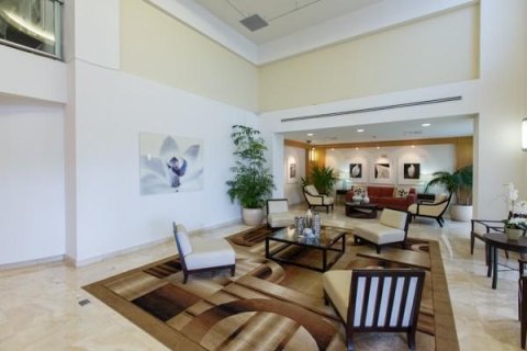 Condominio en alquiler en Hallandale Beach, Florida, 2 dormitorios, 106.84 m2 № 2245814 - foto 9