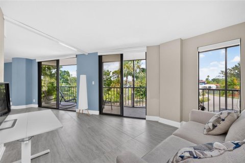 Condo in Punta Gorda, Florida, 2 bedrooms № 2156818 - photo 19