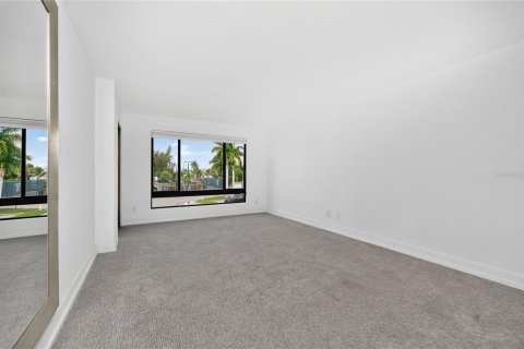 Condo in Punta Gorda, Florida, 2 bedrooms № 2156818 - photo 25