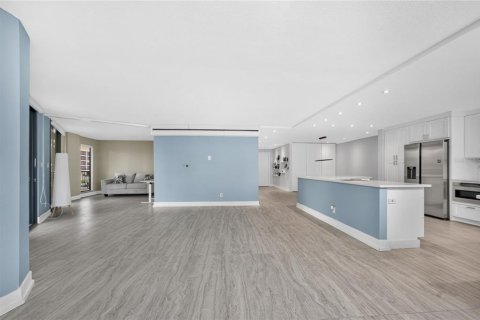 Condo in Punta Gorda, Florida, 2 bedrooms № 2156818 - photo 16