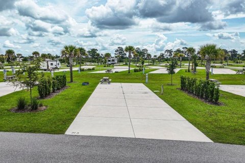 Land in Lake Wales, Florida № 2105458