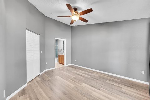 Townhouse in Sunrise, Florida 3 bedrooms, 104.05 sq.m. № 2249242 - photo 23