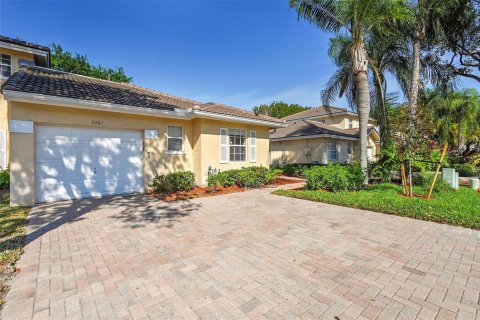 Townhouse in Sunrise, Florida 3 bedrooms, 104.05 sq.m. № 2249242