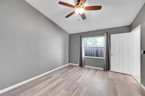 Townhouse in Sunrise, Florida 3 bedrooms, 104.05 sq.m. № 2249242 - photo 20