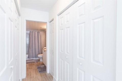 Apartment in Miami, Florida 2 bedrooms, 94.85 sq.m. № 2086705 - photo 2